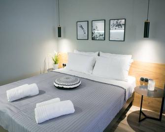 Sts Eight 7 New Luxury Apartment - Thessaloniki - Bedroom