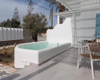 Agia Anna Studios - Agia Anna - Pool