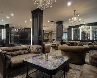 Grand Hotel Bansko - Bansko - Lounge