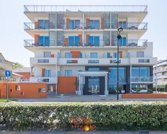 Hotel Sole - Montesilvano - Edificio