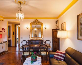 Napi House 2 - Apartment In Center - Torino - Soggiorno