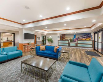 Best Western Plus Midwest City Inn & Suites - Midwest City - Lobby