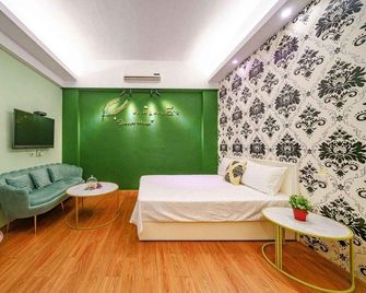 Silver Netherlands B&B - Luodong Township - Habitación