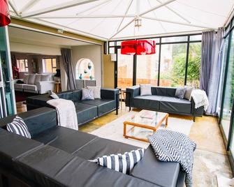 Beautiful Home near Addo Elephant Park/on river bank - Colchester - Servicio de la propiedad