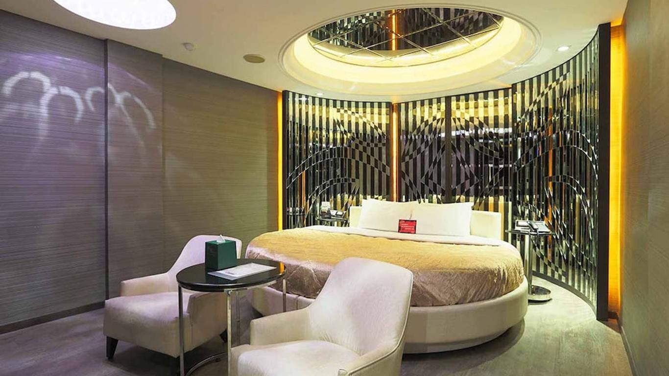 高雄御宿 Motel 博愛館