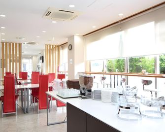 Smile Hotel Sakurambo Higashine - Higashine - Restaurante