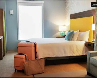 Home2 Suites by Hilton Hayward - Hayward - Soverom