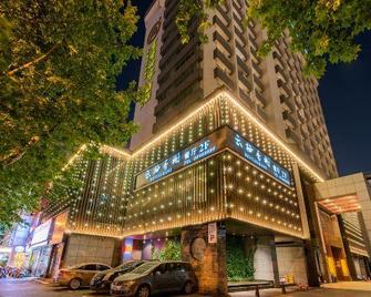 Scholars Hotel (Hangzhou West Lake Wulin Square Zhejiang University) - Hangzhou - Edificio