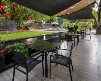 Ecolux Boutique Hotel - Komatipoort - Patio