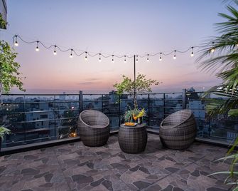 Hanoi Paon Hotel & Spa - Hanoi - Balcón
