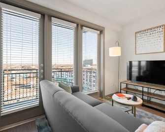 Kasa Arlington Apartments Near UTA - Arlington