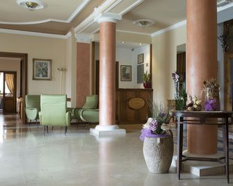 Hotel Du Lac - Lavarone - Lobby