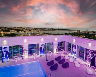 Hf Ipanema Park - Porto - Bể bơi