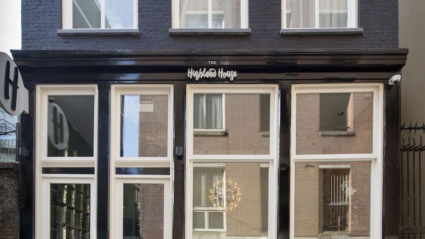 ดิ ไอส์แลนด์ เฮาส์