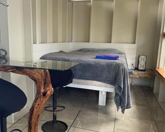 Majestic Banya tree cabin - Mountain View