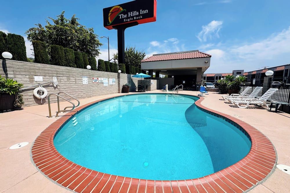 The Hills Inn Eagle Rock - Near Old Town Pasadena