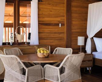 Anna Villas by Sumba-Beach - Kasangalarabaru - Comedor