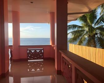 Havendwell Beach Resort - Mambajao - Balcón