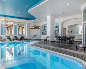 Ramada by Wyndham Cdmx Perinorte - Tlanepantla de baz - Piscina