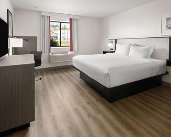 Ramada by Wyndham York Harrisburg Hershey - York - Bedroom