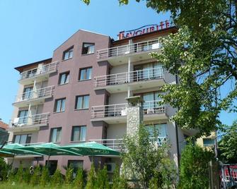 Favorite Hotel - Obzor - Gebouw