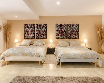 Villa Provençale stocking - Claviers - Habitación