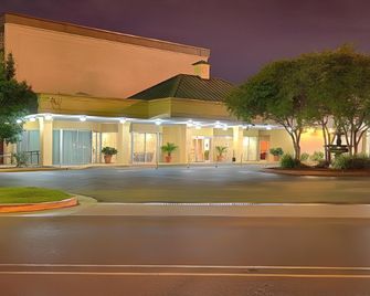 Ramada Metairie New Orleans Airport - Metairie - Edificio