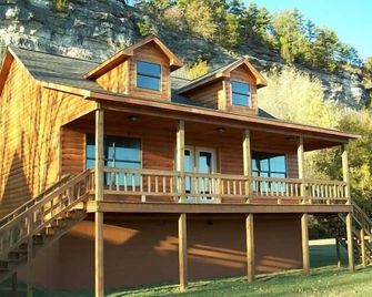 The Get Away Cabin (Cabin 2) - Calico Rock - Building