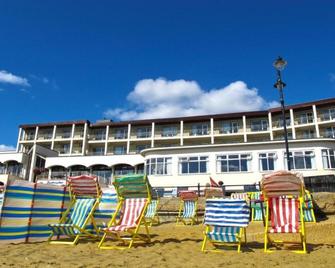 Sandringham Hotel - Sandown - Building