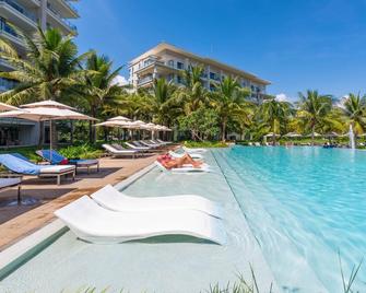 Ocean Luxury Villas Danang - Da Nang - Pool