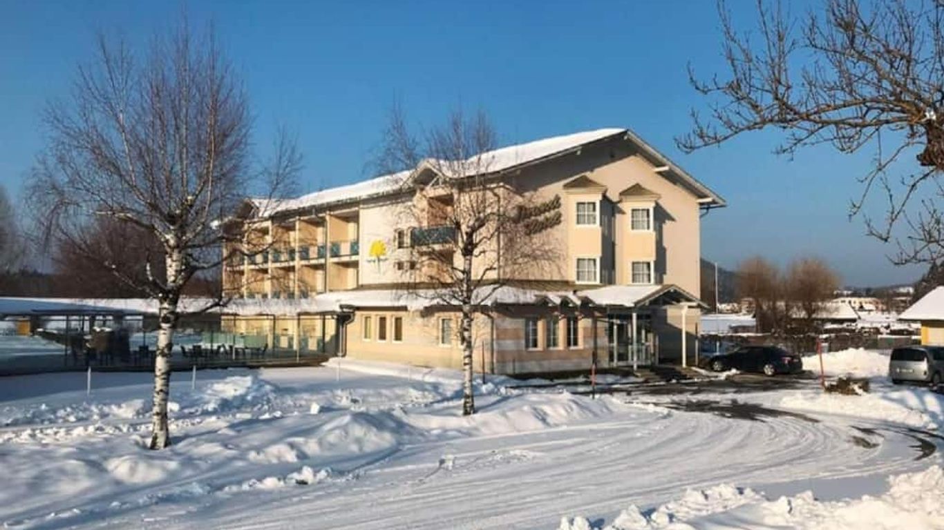 Strandhotel Faak
