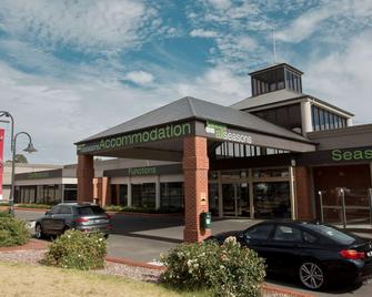 All Seasons Resort Hotel Bendigo - Bendigo - Building