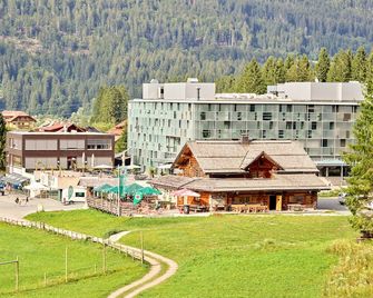 FRANZ ferdinand Mountain Resort Nassfeld - Tröpolach - Gebäude