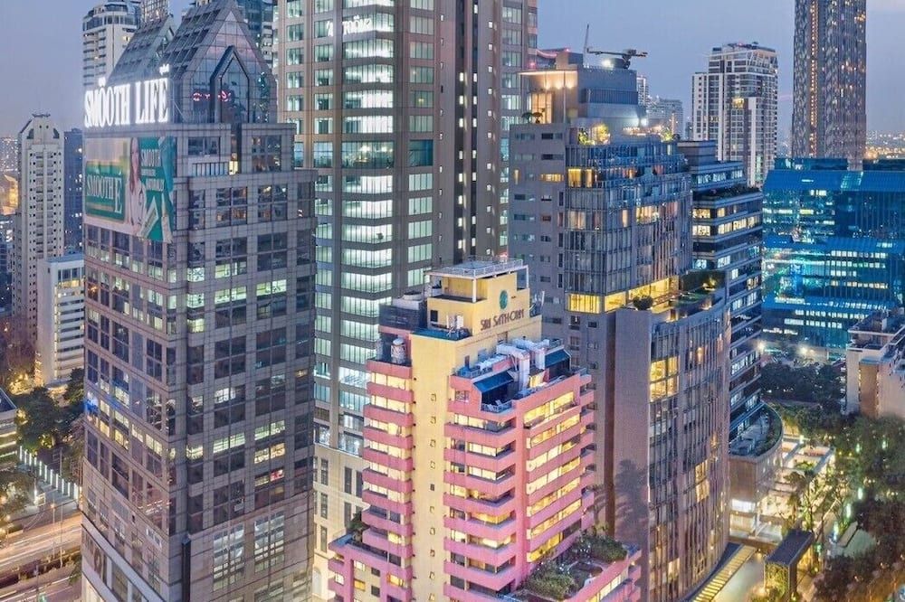 ذا كوارتر سالادان بي إي يوش جي