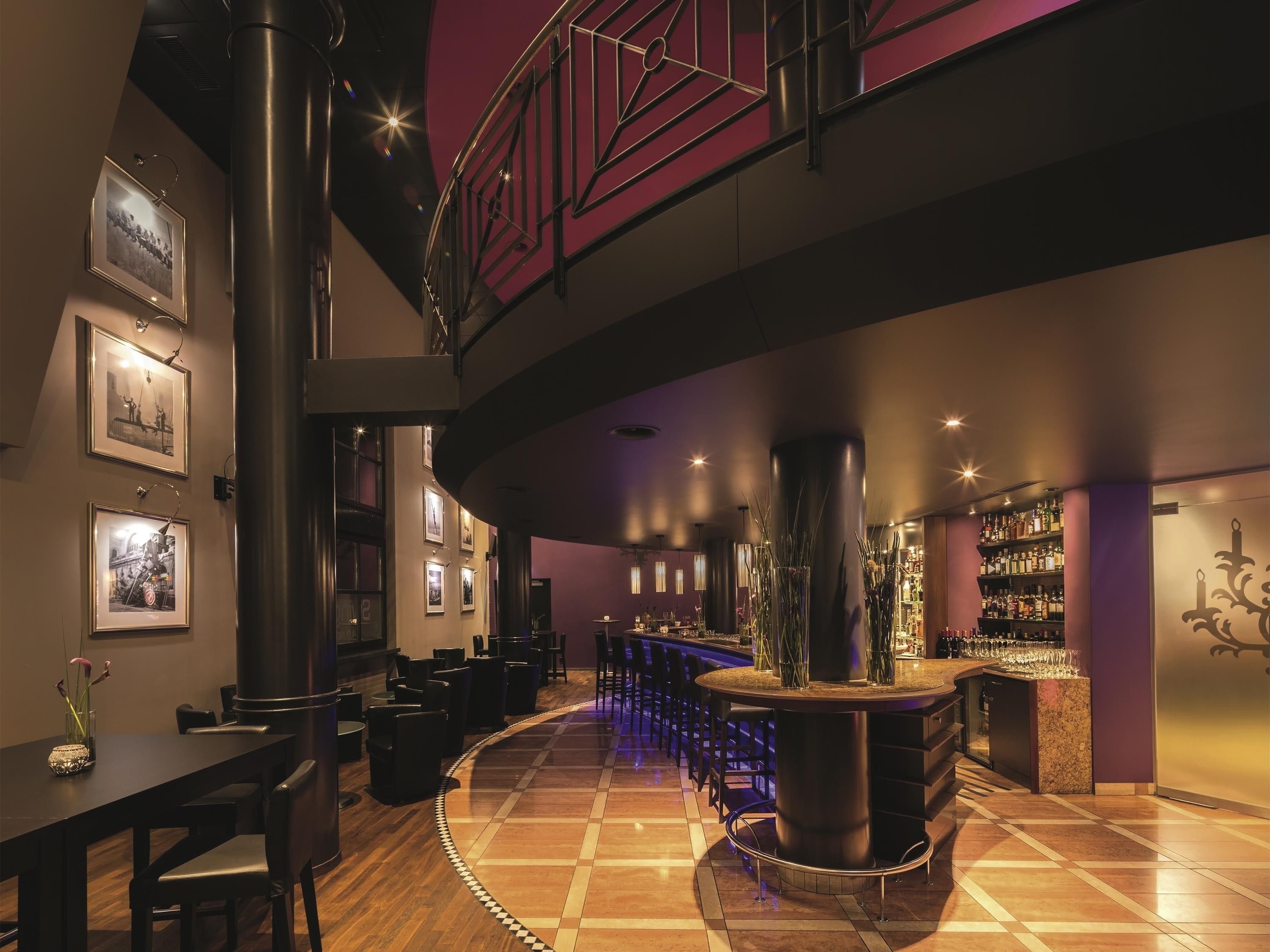 Mövenpick Hotel Zürich Regensdorf - Regensdorf - Bar