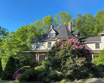 Victorian by the Sea - Lincolnville - Utomhus