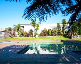 Motel Marengo - אפולו ביי - בריכה