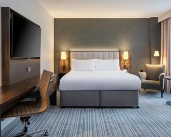 DoubleTree by Hilton London - Chelsea - London - Bedroom
