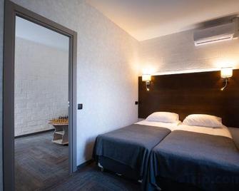 Nikitin Hotel - Joschkar-Ola - Schlafzimmer
