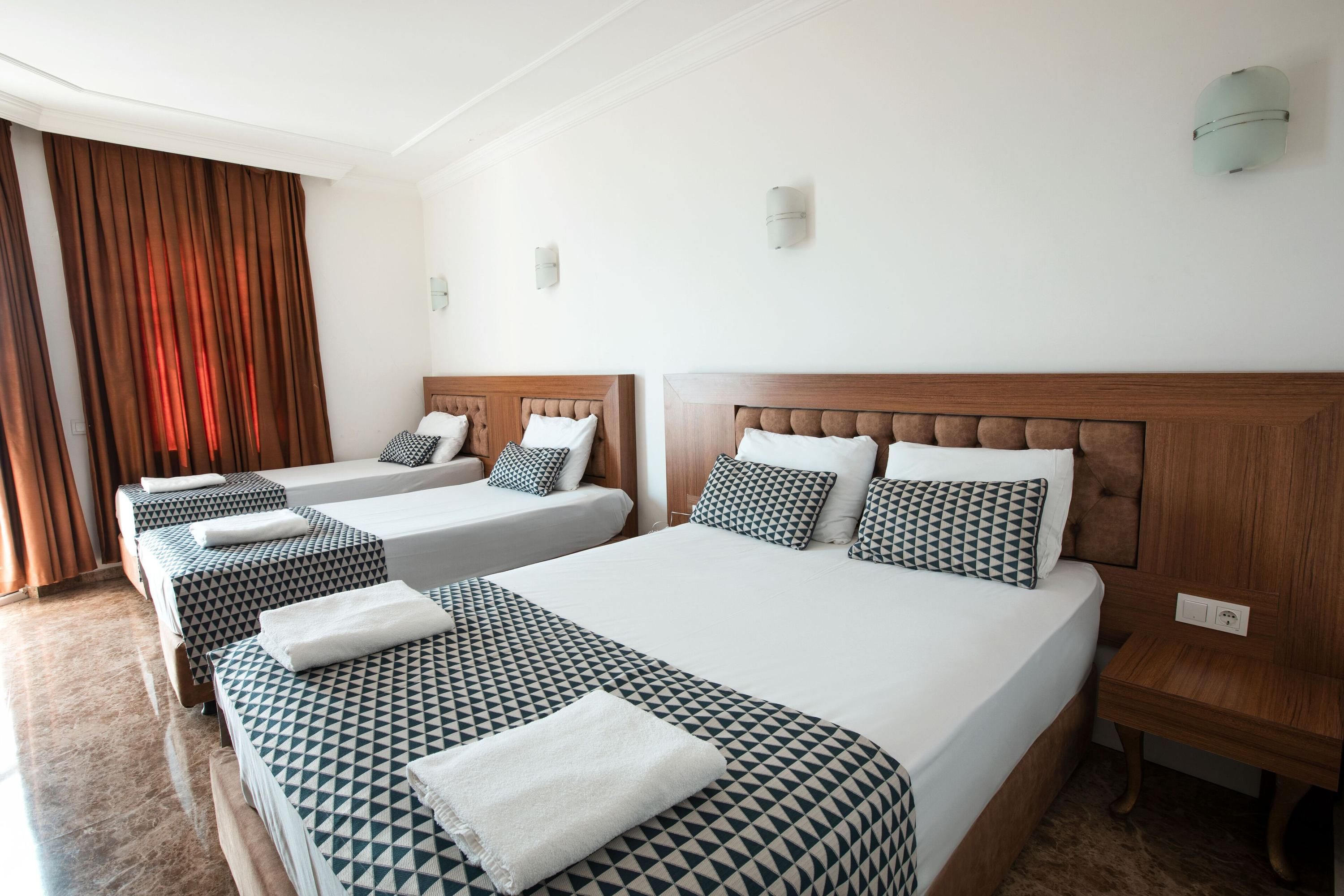 Kristal Beach Hotel - אנטליה