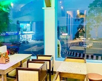 KGF (kitchen grill fire) - Solan - Ravintola