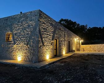 Donnapaola Modern Farm - Altamura - Edificio