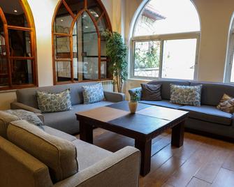 Chateau D'eau Hotel - Faraya - Living room