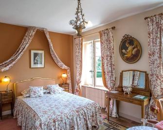 Double room-Private Bathroom-Garden view-Sévigné - Suèvres - Habitación