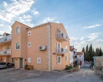 Villa Voinic 3 - Cavtat - Building