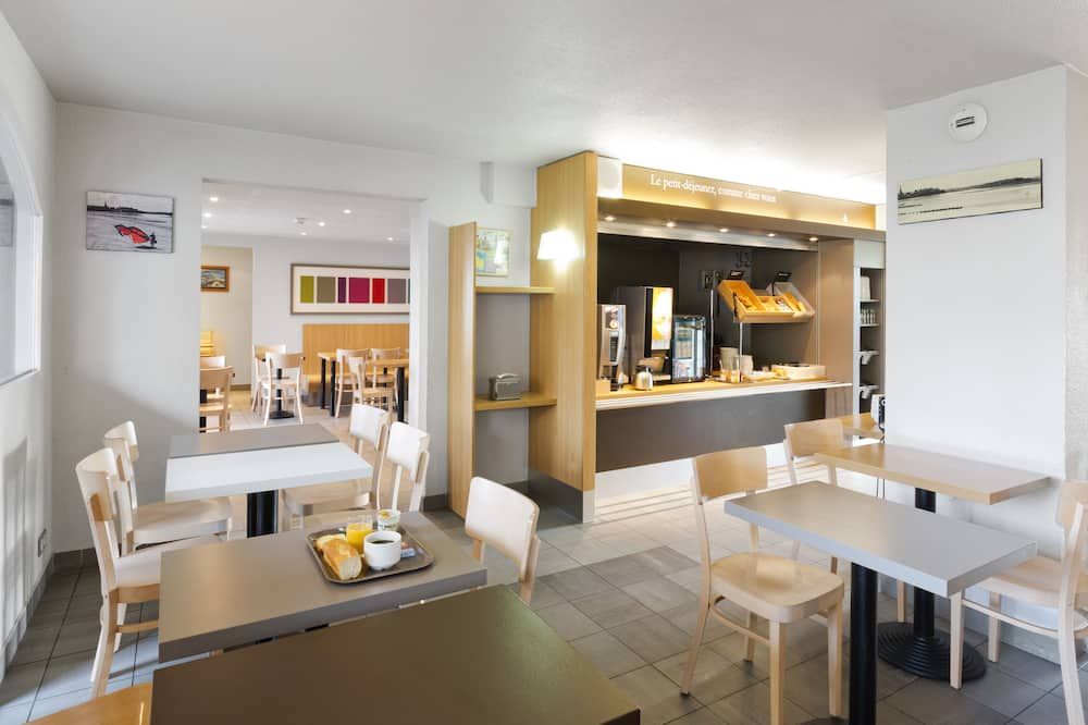 B&B HOTEL Saint-Malo Centre thumbnail 3