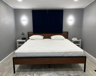 Remodeled cabin near Franconia and Brentton Woods unit 4 - Bethlehem - Schlafzimmer