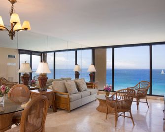 Aston Mahana at Kaanapali - לאהאינה - סלון