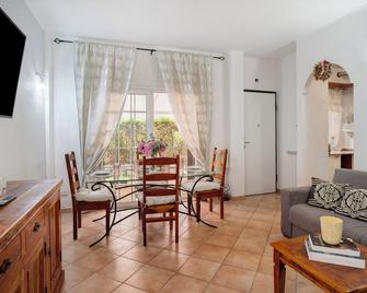 Salice Felice - Ventimiglia - Dining room