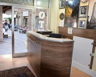 Asya Hotel - Konya - Front desk